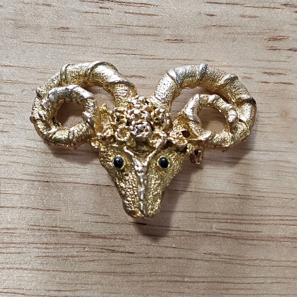 Vintage Gold Ram's Head Brooch with Ornate Twisted Horns